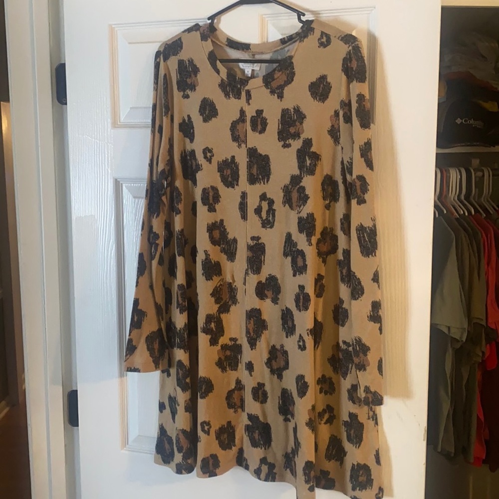 Mudpie animal print tunic size medium